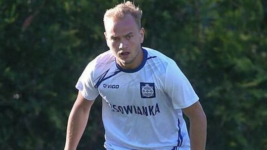 Pięć porażek z rzędu i wystarczy. Tomasovia przełamała się w meczu z KS Cisowianka Drzewce