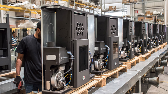 Piece Na Pellet Italia – włoska jakość pieców na pellet teraz dostępna w Polsce