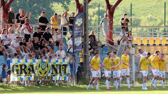 Piękna bramka w meczu Granit Bychawa – Górnik II Łęczna na wagę utrzymania?