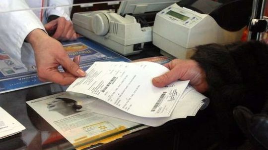 Pielęgniarki miały wypisywać recepty. "My się do tego wcale nie palimy"