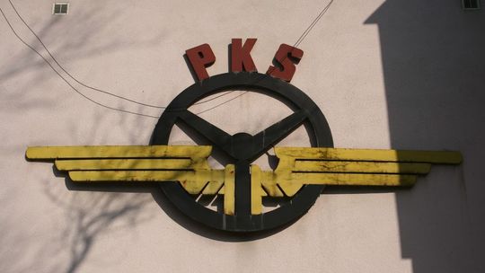 Pieniądze na zamknięte połączenia PKS. Rząd obiecuje 800 mln złotych