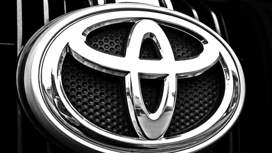 Pieniądze, samochody, hulajnogi. Rusza szczepionkowa loteria