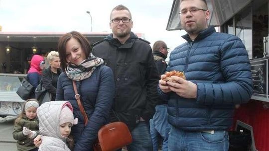 Pierożki, burrito, a może podpłomyk? Foodtrucki przy Felicity