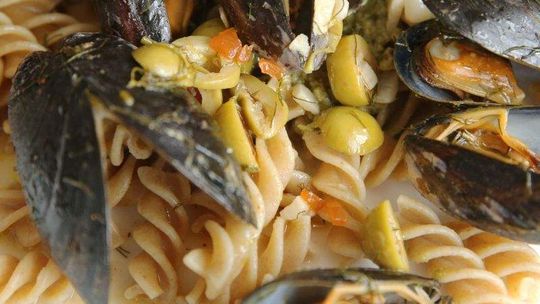 Pierożki z karpia i owoce morza