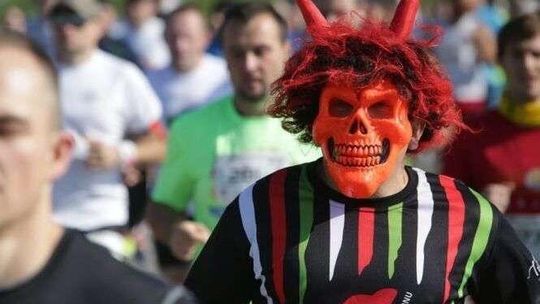 Pierwsza Dycha do Maratonu. 1468 biegaczy na starcie [zdjęcia]