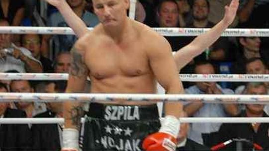 Pierwsza porażka Szpilki. Polak przegrał z Bryantem Jenningsem w 10 rundzie