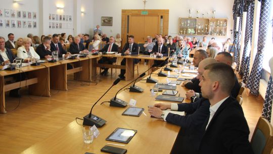 Pierwsza sesja i pierwsza zapowiedź nowego przewodniczącego 