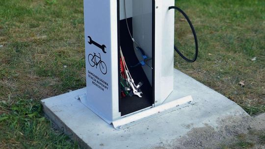 Pierwsza w mieście, samoobsługowa stacja naprawy rowerów