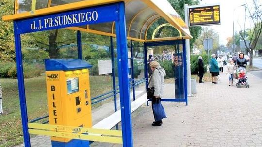 Pierwsze biletomaty w Puławach działają. Będą następne