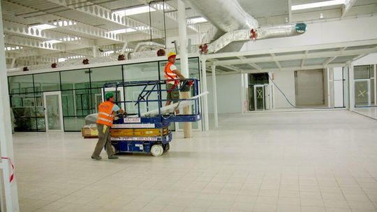 Pierwsze sklepy bezcłowe na lotnisku Lublin