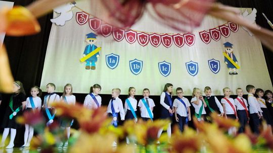 Pierwszoklasiści z lubelskich szkół oficjalnie pasowani [zdjęcia]
