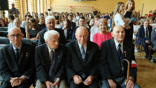 Pierwszy Dzień Szkoły 2019. "Kiedy wybuchła wojna miałem 13 lat. Do szkoły w ogóle się nie szykowałem"