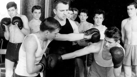 Pierwszy Turniej Bokserski na Moście Kultury