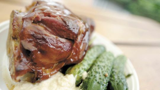 Pierwszy wiosenny grill. Może boczniaki z grilla albo karkówka w czosnku [przepisy]