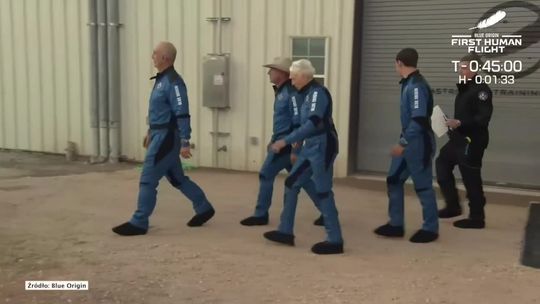 Pierwszy załogowy lot rakiety New Shepard zakończony sukcesem. Na podkładzie m.in. Jeff Bezos