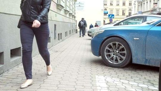 Piesi aktywiści chcą "uspokojenia ruchu" w mieście. Doradzają Ratuszowi jak to zrobić