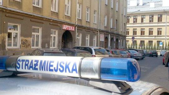 Piesi nie mogą przejść
