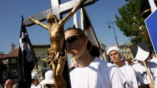 Pieszo na Jasną Górę. Zapisy na pielgrzymkę do Częstochowy
