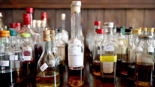 Pigwa, dereń czy czarny bez? Kto zrobił najlepszą nalewkę w Polsce?