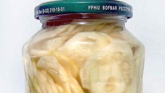 Pijany chciał ukraść przetwory z piwnicy