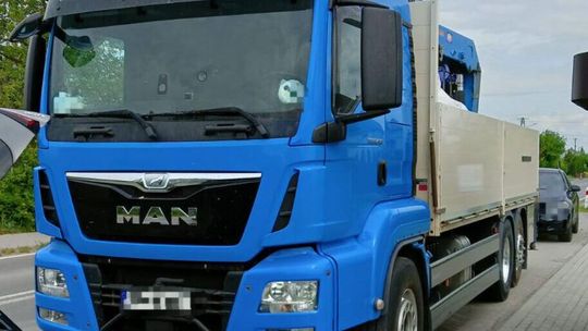 Pijany i bez uprawnień kierował TIR-em