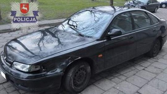 Pijany kierowca wjechał na chodnik i potrącił pieszego