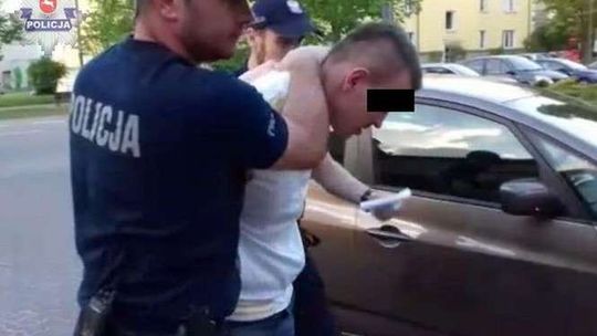 Pijany kierowca wjechał w dzieci idące z matką. Nie udało się uratować nóżki 2-latki