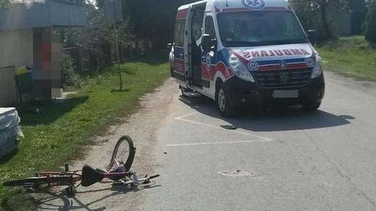 Pijany rowerzysta wjechał w karetkę pogotowia