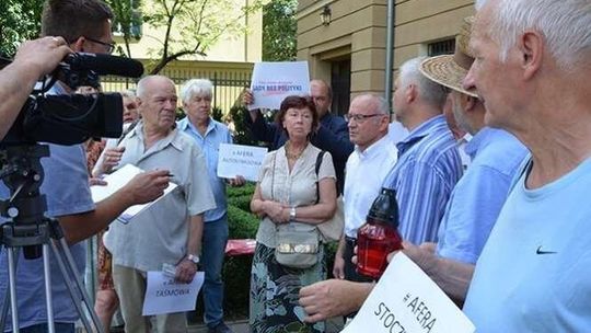 Pikietowali w obronie reformy sądownictwa. "Też chcieliśmy wyjść na ulice..."