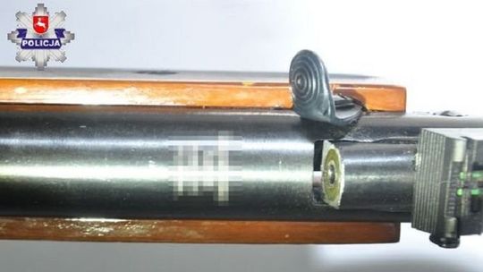 Pili razem alkohol. Jeden z nich sięgnął po wiatrówkę i strzelił