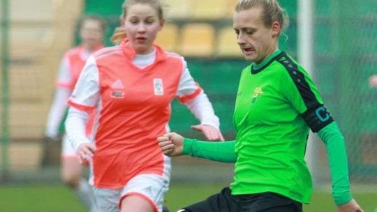 Piłkarki Górnika Łęczna idą jak burza. Cenna wygrana AZS PSW Biała Podlaska