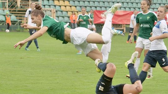 Piłkarki Górnika Łęczna rozbiły AZS UJ Kraków, remis AZS PSW (zdjęcia)