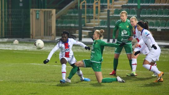 Piłkarki Górnika Łęczna walczyły z francuskim PSG w Lidze Mistrzyń [zdjęcia]