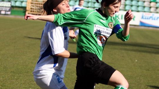 Piłkarki Górnika mają medal, AZS PSW utrzymanie