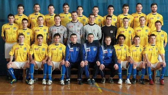 Piłkarze Motoru zaprezentowali się kibicom. Feta w hali MOSiR (zdjęcia)