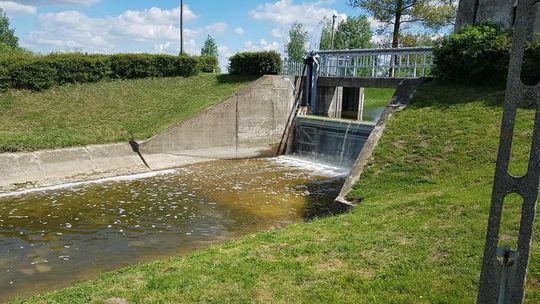 Pilotażowo w Lubelskiem woda z kanału nawadnia pola. Plony będą większe