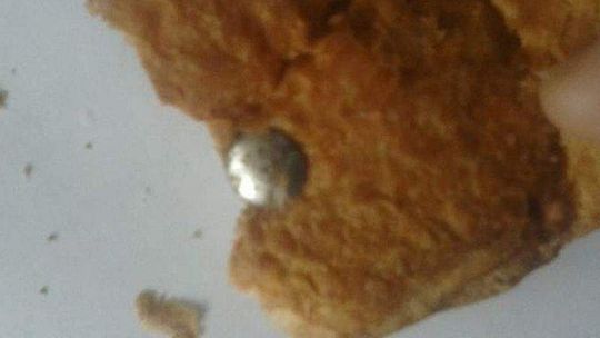 Pinezka w drożdżówce: Nikt nic nie wie