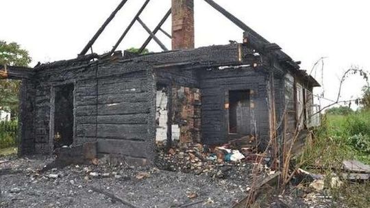 Piorun uderzył w dom. Kobieta zginęła w pożarze