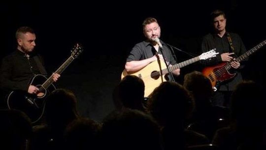 Piosenki Bułata Okudżawy w Whisky Cafe