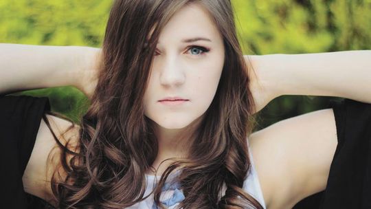 Piosenki nie słyszeli, ale pieniądze dali. Miasto wesprze młodą piosenkarkę z Puław