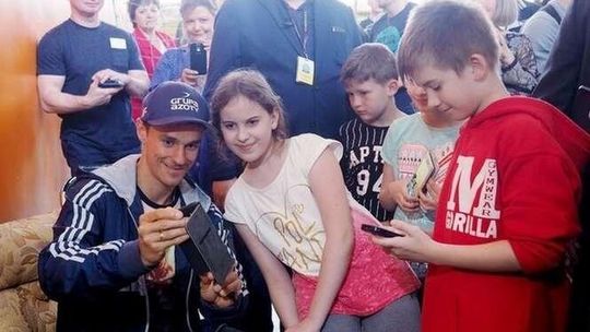 Piotr Żyła w Lublinie. Dzieci były zachwycone