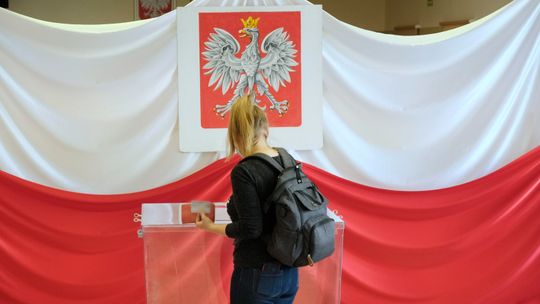 PiS majstruje przy wyborach. Radni i prezydenci zostaną z nami dłużej?