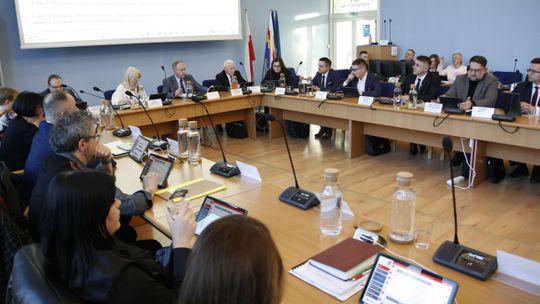 PiS przejmuje Puławy. Nowa koalicja rozpoczyna rządy w mieście