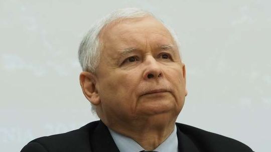 PiS wymieniło już 11 tys. osób w administracji publicznej. Politolog UMCS: Skala budzi obawy