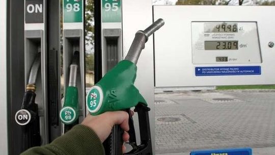 PiS zafunduje nam droższe paliwa? Podpisy trzech lubelskich posłów