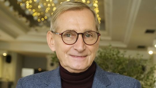 Pistolet za telewizorem w bałkańskim kotle. "To są świetni ludzie, bardzo pozytywnie nastawieni do Polaków"