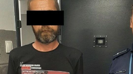 Pizza przyjechała na Piekarską. A on zabrał dostawcy pieniądze