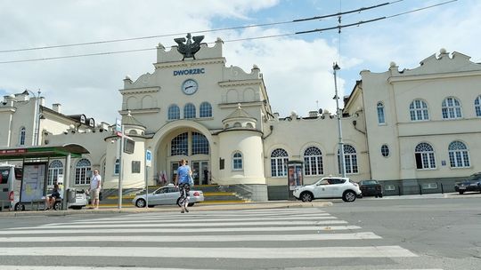 PKP. Rowerzyści chcą ułatwień na dworcu w Lublinie. Co na to kolej?