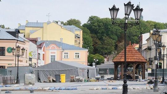 Plac Łuczkowskiego i Park Miejski w Chełmie jeszcze w tym tygodniu dostępne dla mieszkańców?