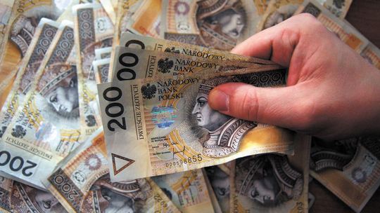 Płaca minimalna w górę od 1 stycznia 2026. Nie wszyscy są zadowoleni 